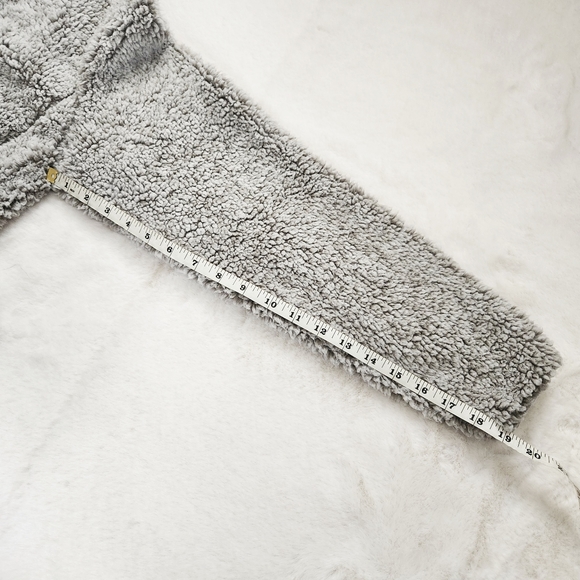 SIMPLY SOUTHERN COLLECTION GREY GRAY SHERPA PULL OVER SWEATER SM S SMALL - Picture 7 of 7